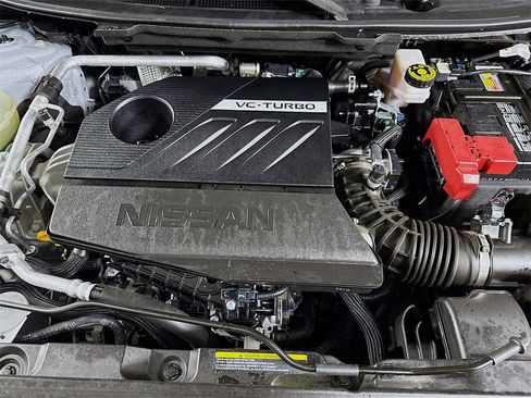 Certified 2025 Nissan Rogue SL image 34