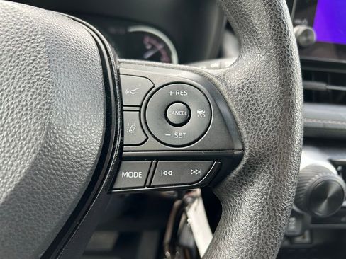 Used 2024 Toyota RAV4 LE image 18