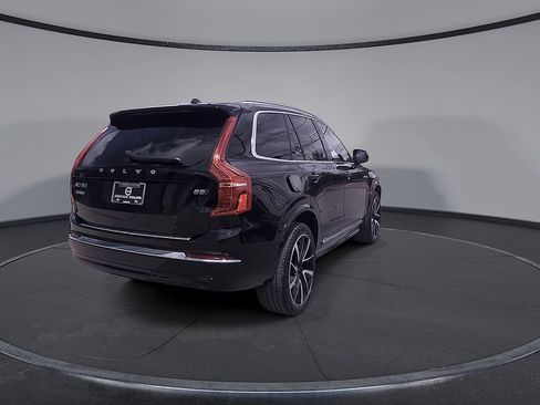 Used 2023 Volvo XC90 B5 Plus w/ Protection Package Premier AWD/4WD image 13