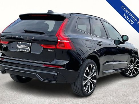 Certified 2023 Volvo XC60 B5 Ultimate w/ Protection Package Premier image 2