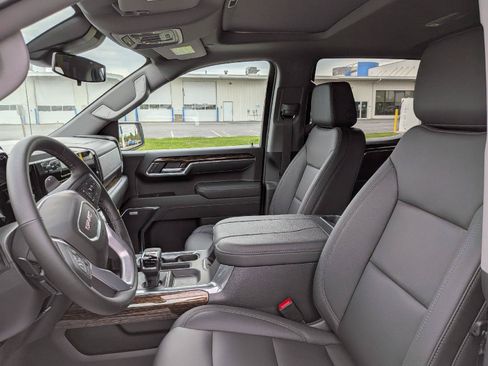 New 2026 GMC Sierra 1500 Elevation w/ Elevation Premium Package AWD/4WD image 11