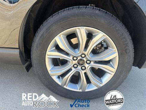 Used 2024 Ford Edge Titanium image 23