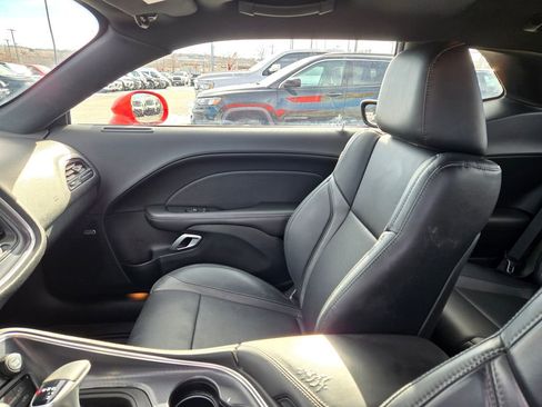 Used 2018 Dodge Challenger GT image 26