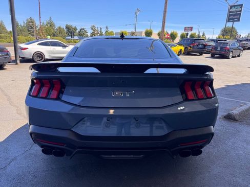 Used 2024 Ford Mustang GT RWD image 5