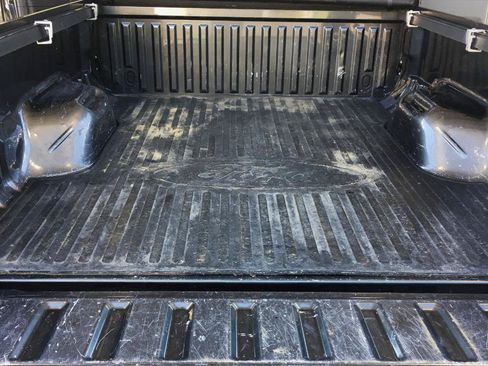 Used 2016 Ford F250 XLT w/ XLT Value Package AWD/4WD image 27