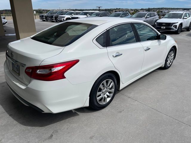 Used 2016 Nissan Altima 2.5 S w/ Power Driver Seat Package FWD image 3
