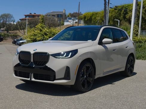 New 2026 BMW X3 xDrive30 w/ M Sport Package AWD/4WD image 2