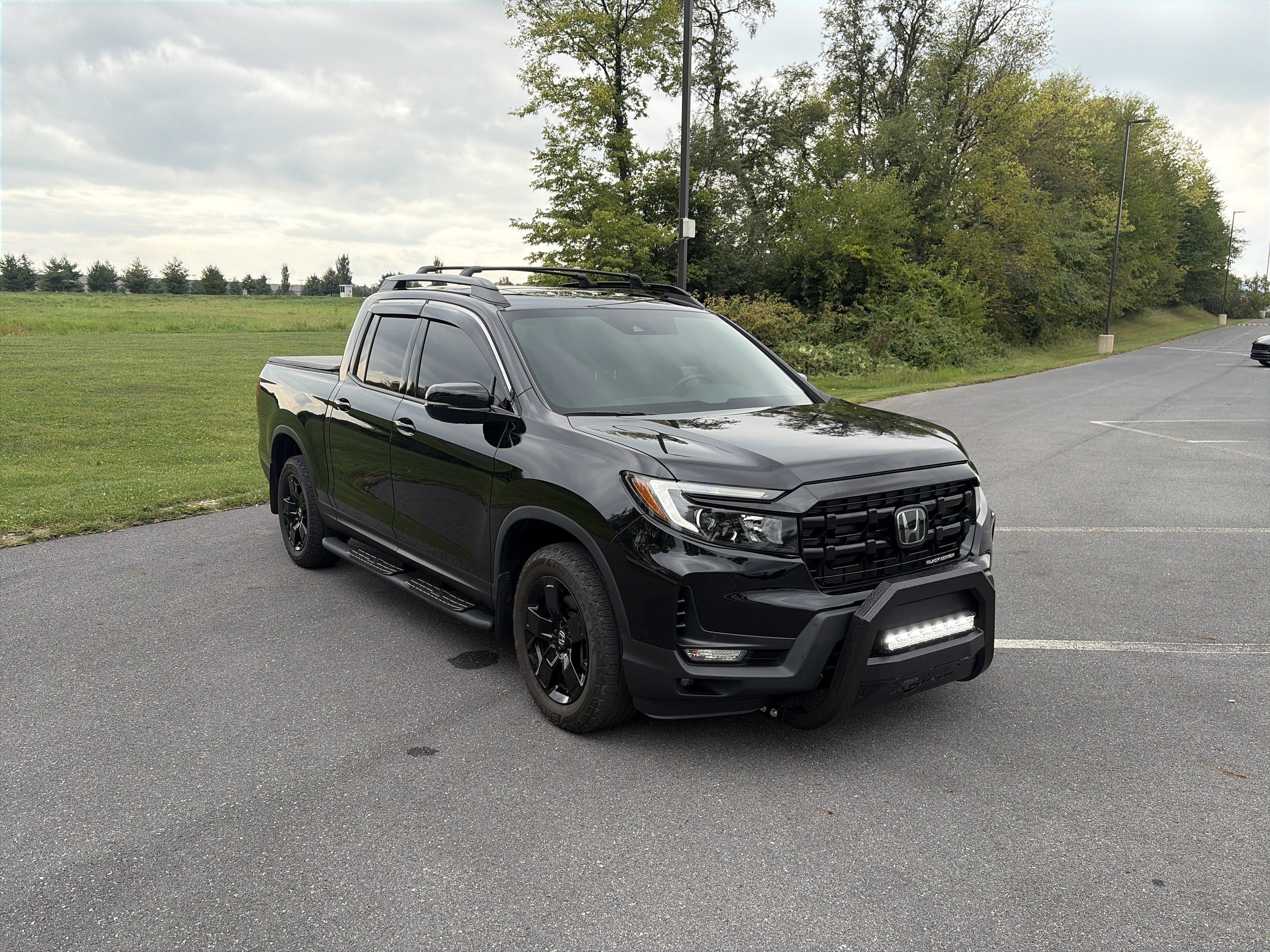 Used 2024 Honda Ridgeline Black Edition image 3