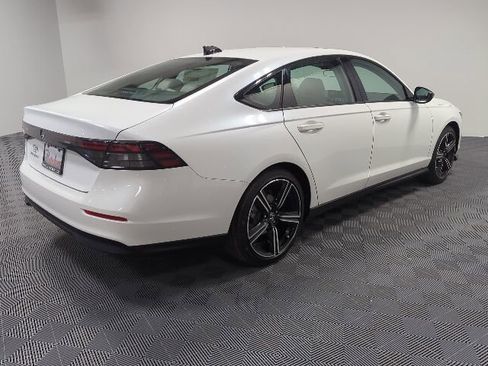 New 2026 Honda Accord SE image 5