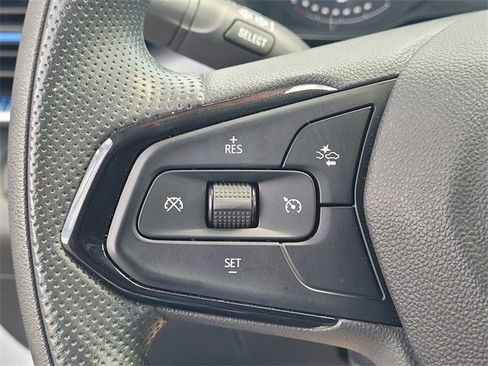 Certified 2025 Chevrolet Trax LS image 13