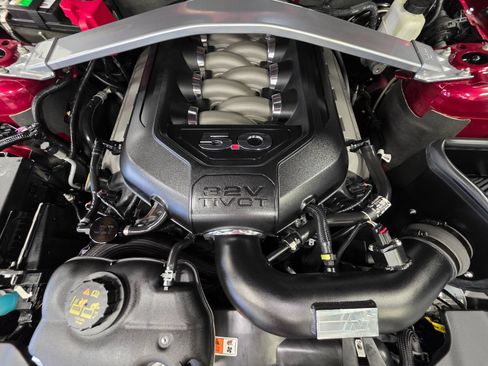 Used 2014 Ford Mustang GT Premium w/ Comfort Package RWD image 3