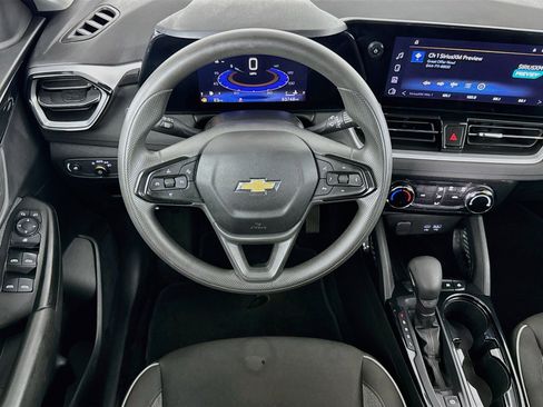 Used 2026 Chevrolet TrailBlazer LT FWD image 15