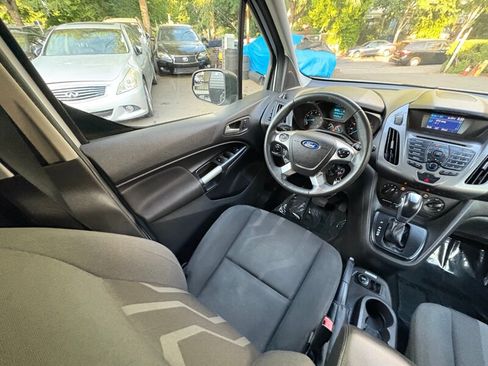 Used 2015 Ford Transit Connect XLT image 19