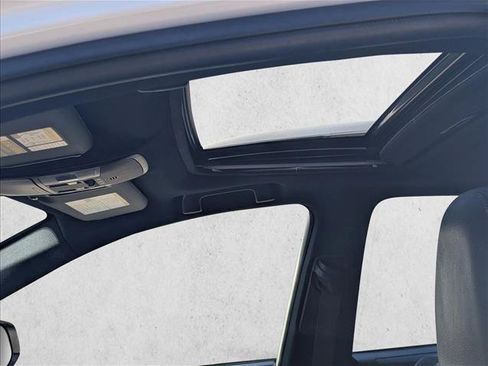 Used 2016 Toyota RAV4 SE AWD/4WD image 16