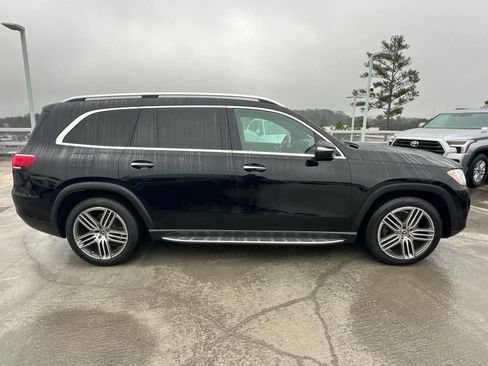 Used 2022 Mercedes-Benz GLS 450 4MATIC image 4