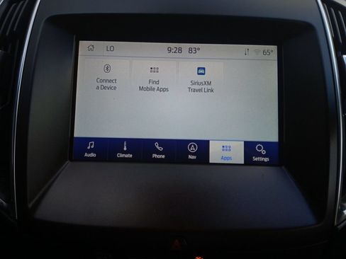 Used 2020 Ford Edge Titanium w/ Equipment Group 301A FWD image 8