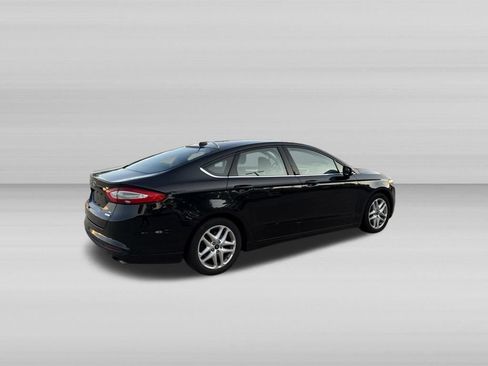 Used 2013 Ford Fusion SE FWD image 5