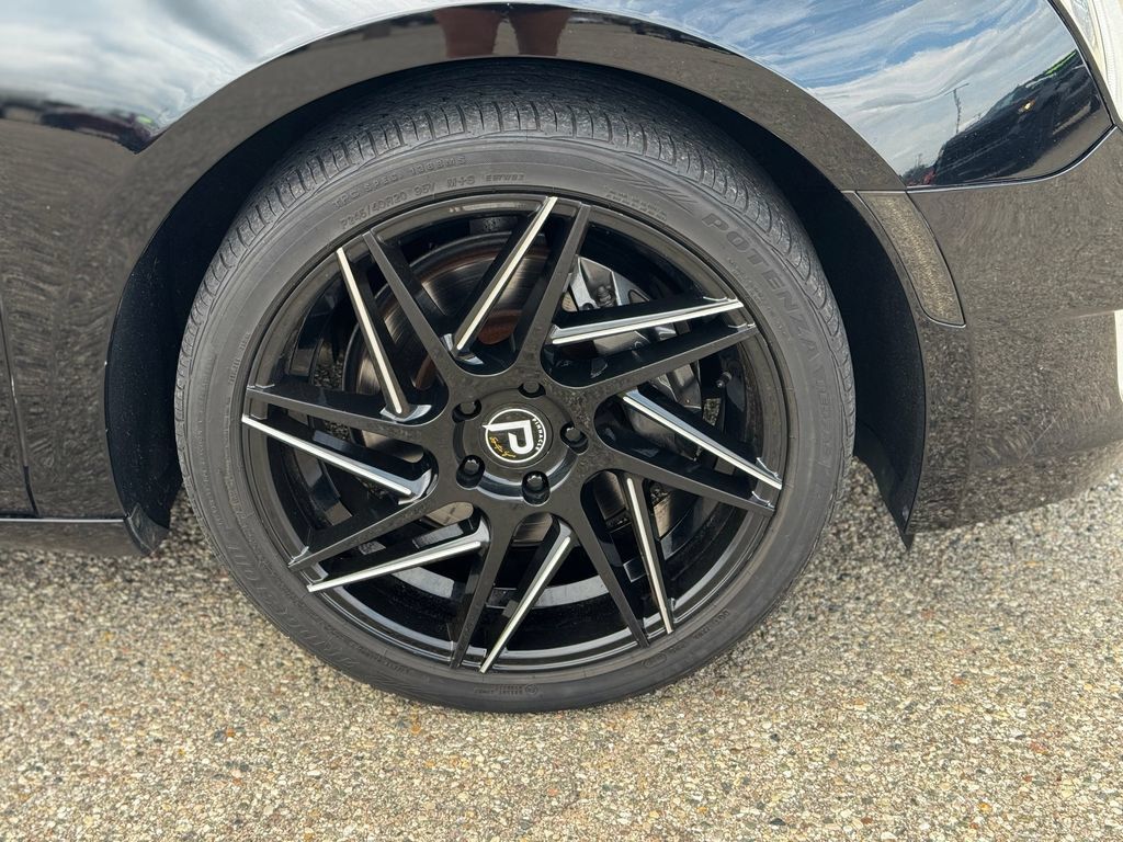 Used 2013 Cadillac XTS Platinum w/ Driver Assist Package AWD/4WD image 24