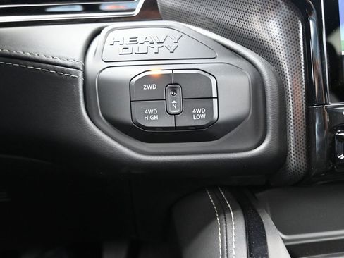 New 2025 RAM 3500 Limited image 17