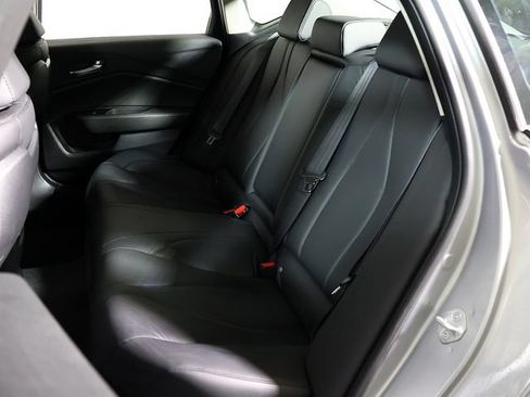 Used 2023 Acura TLX FWD image 13