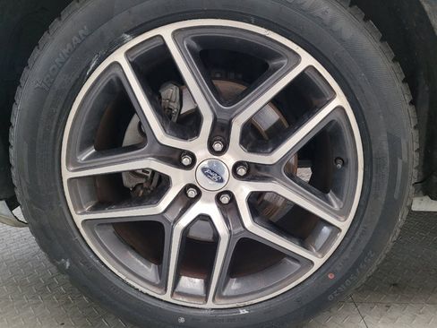 Used 2017 Ford Explorer Sport w/ Equipment Group 401A AWD/4WD image 31