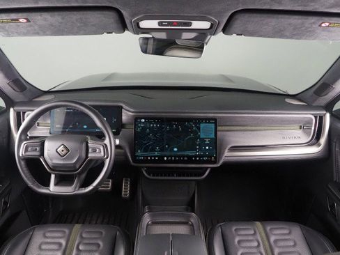 Used 2024 Rivian R1S AWD Adventure image 3
