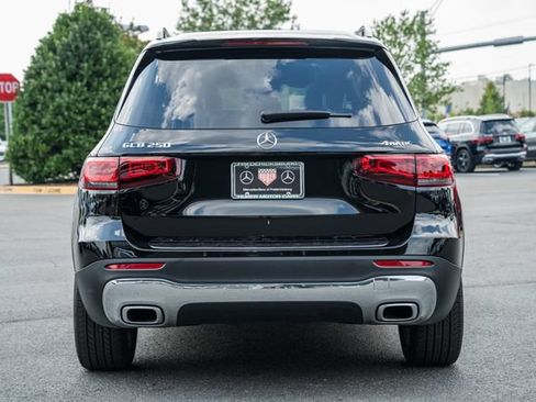 Certified 2023 Mercedes-Benz GLB 250 4MATIC image 6