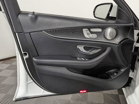 Used 2022 Mercedes-Benz E 350 4MATIC Sedan image 13