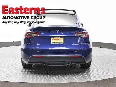 Used 2021 Tesla Model Y Long Range AWD/4WD image 6