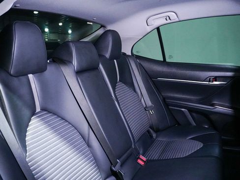 Used 2023 Toyota Camry SE image 22