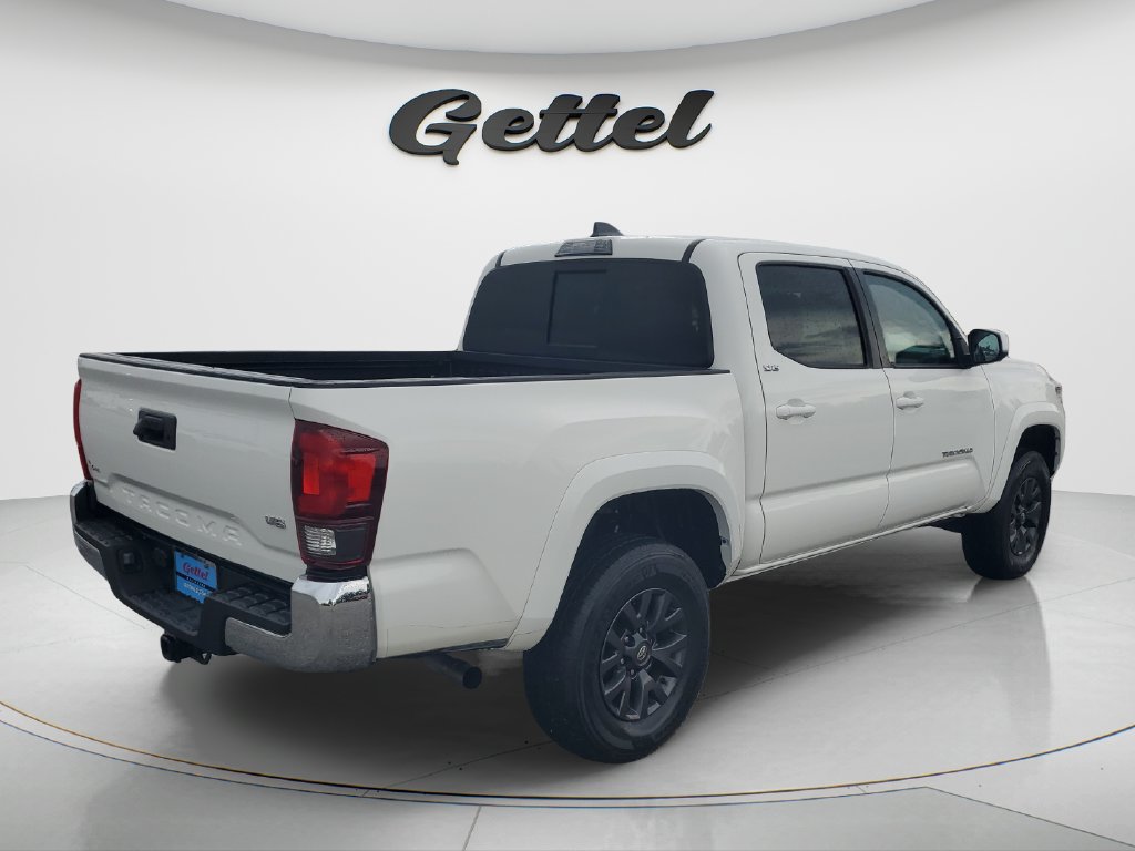 Used 2023 Toyota Tacoma SR5 RWD image 5