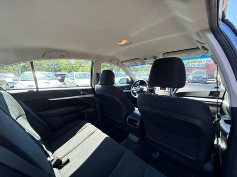 Used 2014 Subaru Legacy 2.5i Premium AWD/4WD image 43