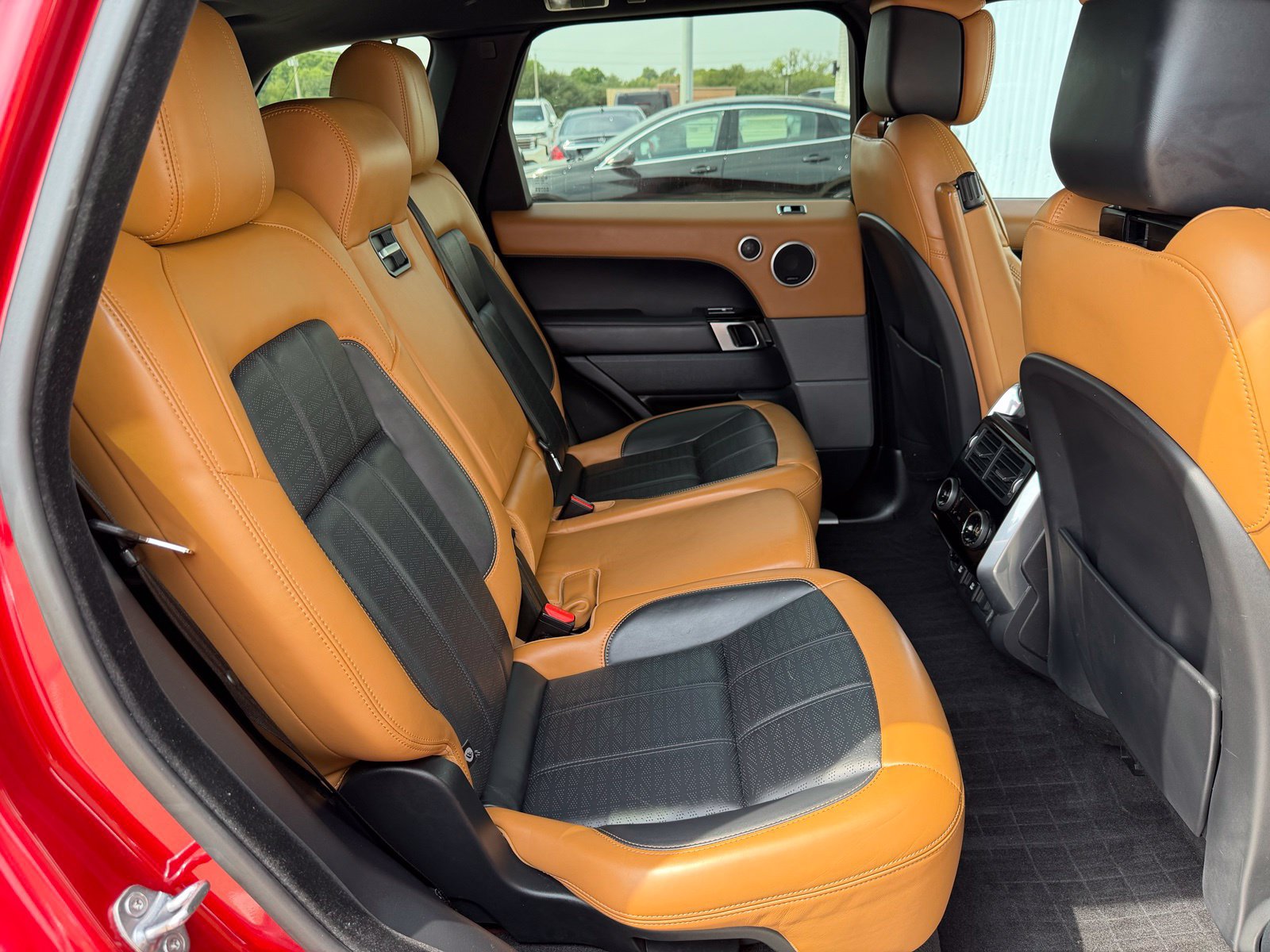 Used 2018 Land Rover Range Rover Sport HSE Dynamic AWD/4WD image 37