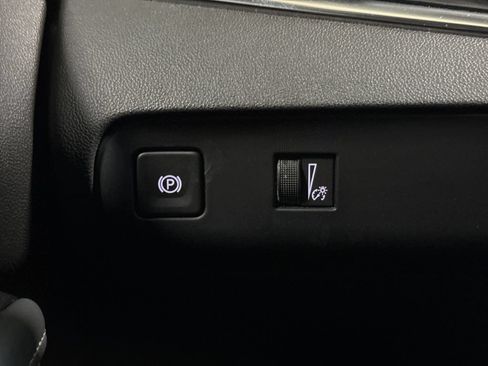 Used 2023 Buick Enclave Essence w/ LPO, Floor Liner Package FWD image 18