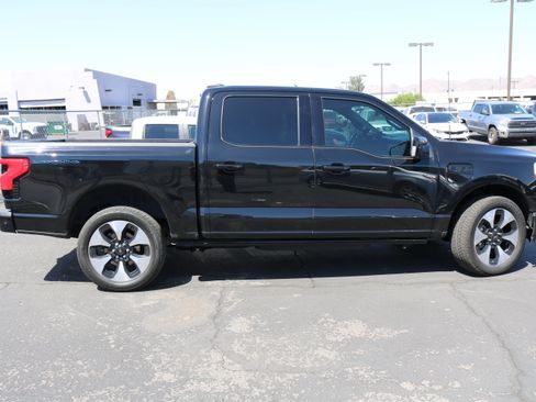 Certified 2023 Ford F150 Lightning Platinum image 5