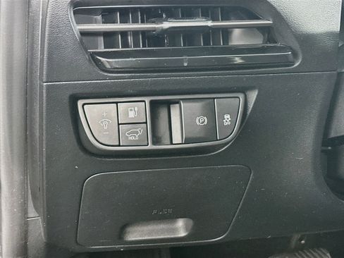 Used 2022 Kia EV6 Wind AWD/4WD image 16