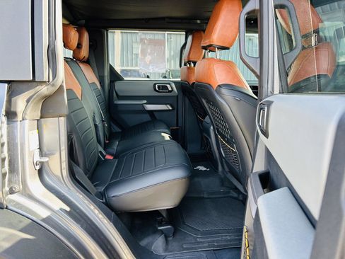 Used 2022 Ford Bronco Badlands image 31