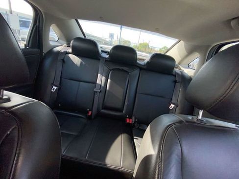 Used 2010 Chevrolet Impala LT w/ Luxury Edition Package FWD image 2