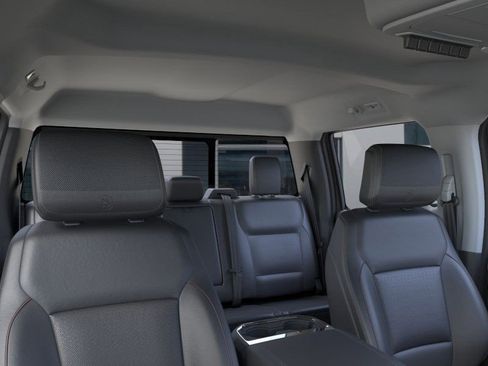 New 2025 Ford F250 Lariat w/ Lariat Ultimate Package image 24