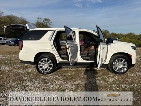 Used 2024 Chevrolet Tahoe High Country image 15