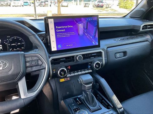 Used 2024 Toyota Tacoma Limited w/ Limited Package (LT) image 6