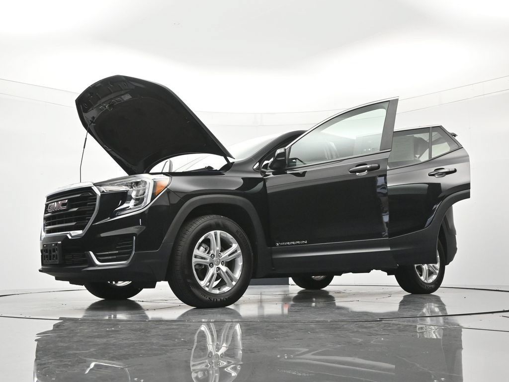 Certified 2024 GMC Terrain SLE AWD/4WD image 48