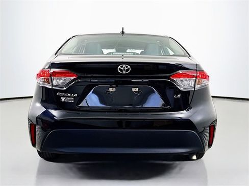 Certified 2023 Toyota Corolla LE image 7