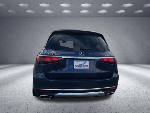 Used 2025 Mercedes-Benz GLS 450 4MATIC image 6