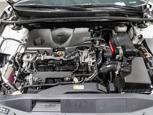 Certified 2019 Toyota Camry LE FWD image 27
