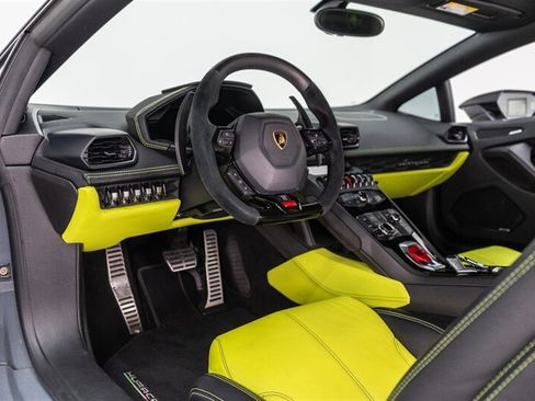 Used 2017 Lamborghini Huracan LP 610-4 AWD/4WD image 68