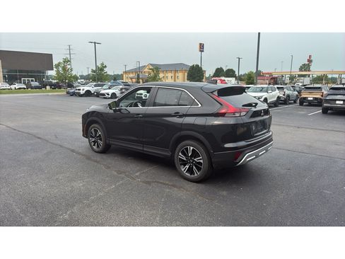 Used 2024 Mitsubishi Eclipse Cross SE AWD/4WD image 5