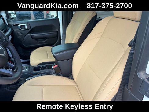 Used 2023 Jeep Wrangler Sport AWD/4WD image 13