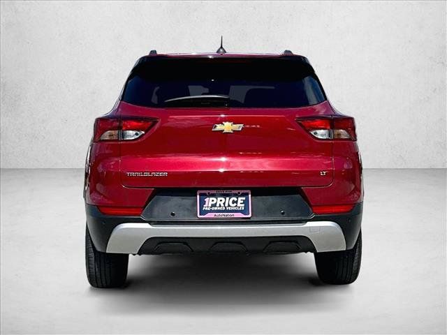Used 2021 Chevrolet TrailBlazer LT w/ Convenience Package FWD image 4