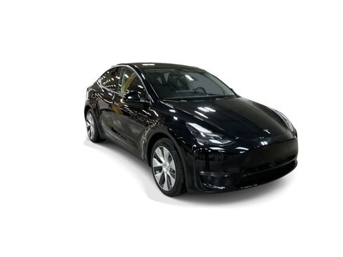 Certified 2023 Tesla Model Y Long Range AWD/4WD image 2